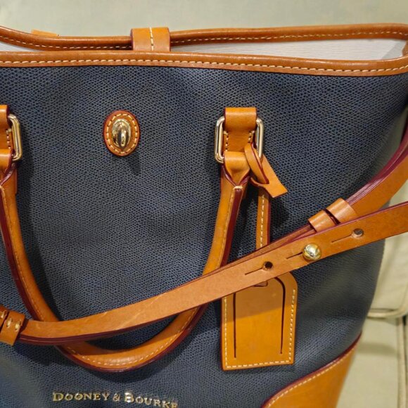 Dooney & Bourke Gray Large Shelby Shopper - Picture 5 of 16